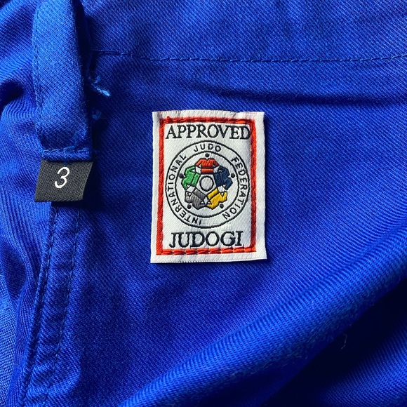 IJF Approved Mizuno Yusho Judo Gi - Size 3 (Blue) - Picture 4 of 7